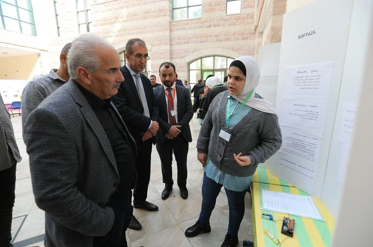 خضوري تستضيف معرض فلسطين للعلوم والتكنولوجيا السنوي 